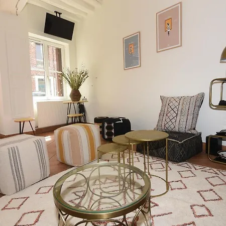 Les Falaises De L'estran *